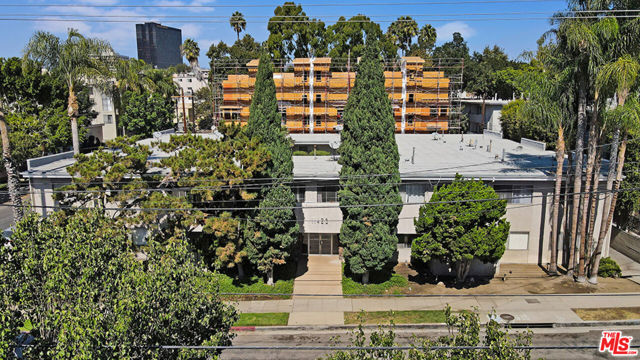 Image 2 for 11423 Ohio Ave, Los Angeles, CA 90025