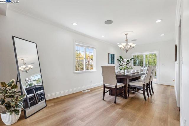 297 Ludlow Pl, San Ramon CA: https://media.crmls.org/mediaz/55957199-7333-45f8-957f-dbd6ca89f937.jpg