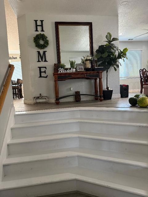 675 Pinot Noir Court, Los Banos CA: https://media.crmls.org/mediaz/55966800-f76e-4794-813e-d2142e54715c.jpg