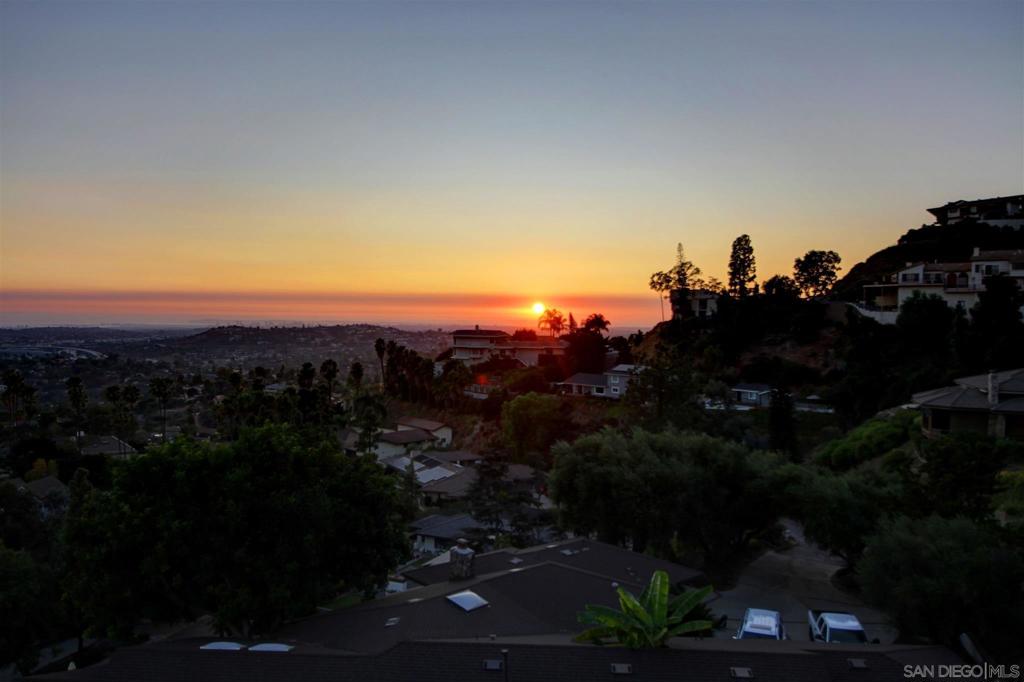 MLS #250029610SD image #41