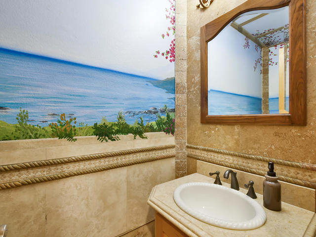 606 Calle Mirador, Oak Park CA: https://media.crmls.org/mediaz/55976414-518a-41b1-a52b-55df77fe739a.jpg