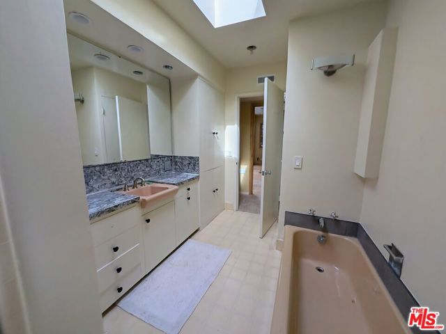 13523 Hartland Street photo 50