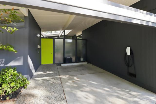 6179 Shadygrove, Cupertino CA: https://media.crmls.org/mediaz/5597e6f6-7b21-48f3-9365-bd071d15a139.jpg