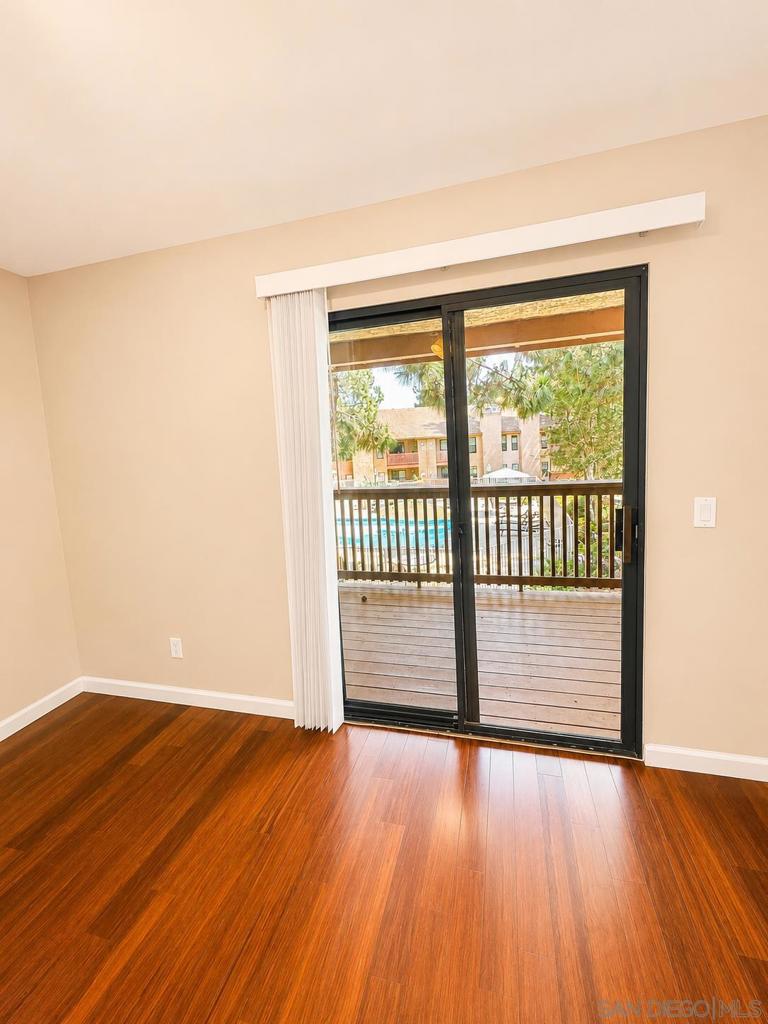 12079 Alta Carmel Court - photo 10