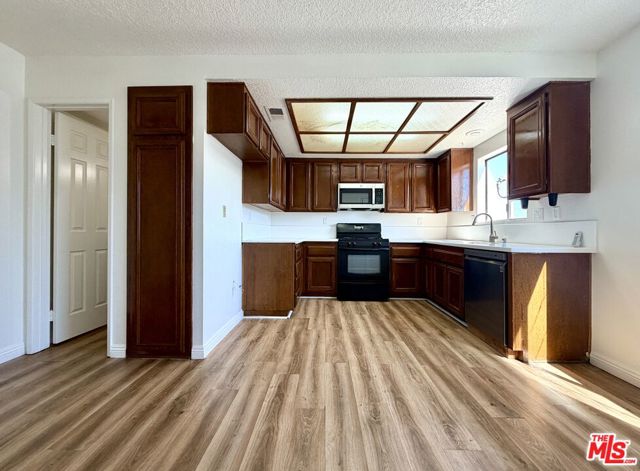 1465 West 179th Street, 13 photo 11