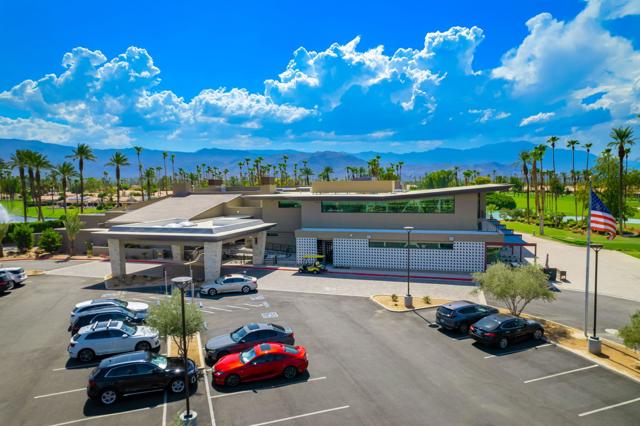 75629 Valle Vista, Indian Wells CA: https://media.crmls.org/mediaz/5599026c-ee9b-45ae-b961-f428158f8869.jpg