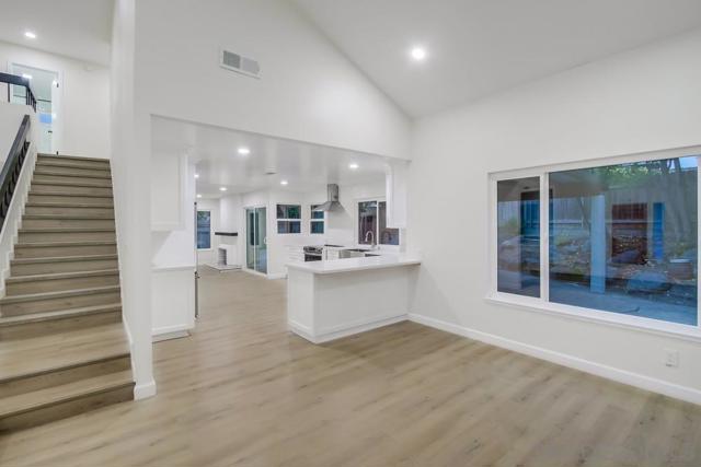 4512 Terraza Ct, San Diego CA: https://media.crmls.org/mediaz/559a8a8e-a295-4002-be38-ce70daf13ae1.jpg