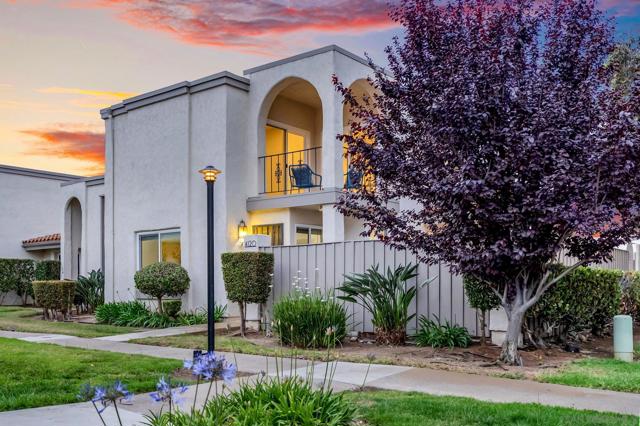 4120 Mount Acadia Blvd, San Diego CA: https://media.crmls.org/mediaz/559b4055-3ab3-4953-9ac5-693a3dc7674e.jpg