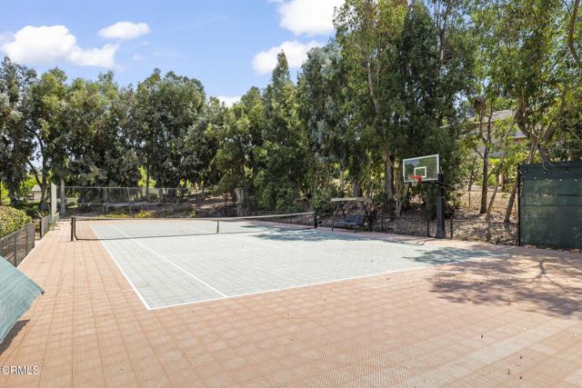 5710 Terra Bella Lane Lane, Camarillo CA: https://media.crmls.org/mediaz/559b59ba-4458-4b90-b851-ca7a3f66a48c.jpg