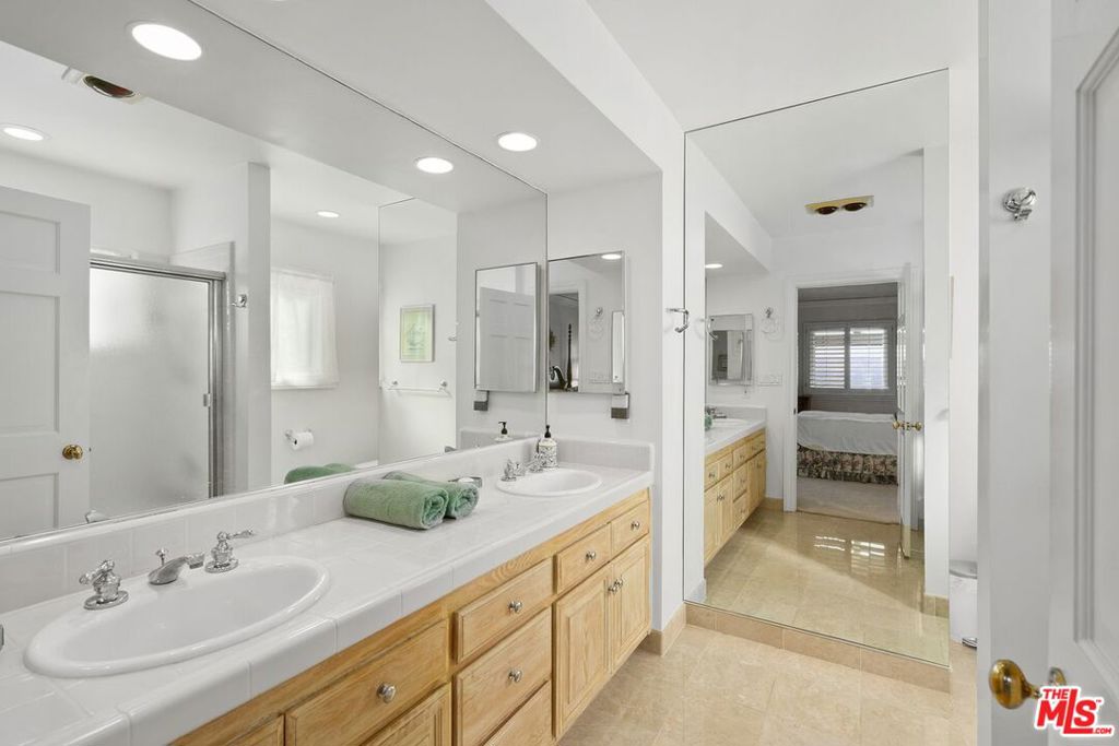 3324 Alana DriveSherman Oaks img 34