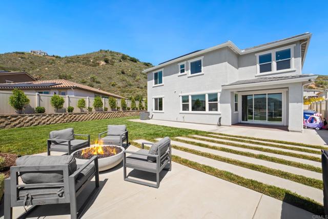 Detail Gallery Image 21 of 42 For 4650 Silent Knoll Dr, Fallbrook,  CA 92028 - 4 Beds | 3 Baths
