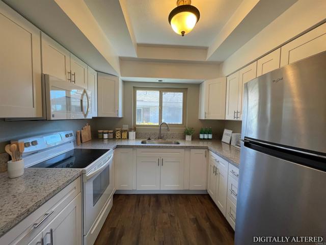 Detail Gallery Image 6 of 20 For 3660 Vista Campana #16,  Oceanside,  CA 92057 - 2 Beds | 1 Baths