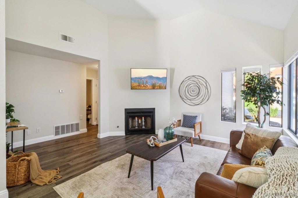 2829 Forest View Way - photo 4
