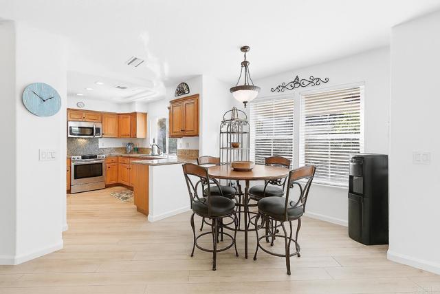 Detail Gallery Image 20 of 71 For 1351 Graham Pl, Escondido,  CA 92026 - 4 Beds | 2/1 Baths