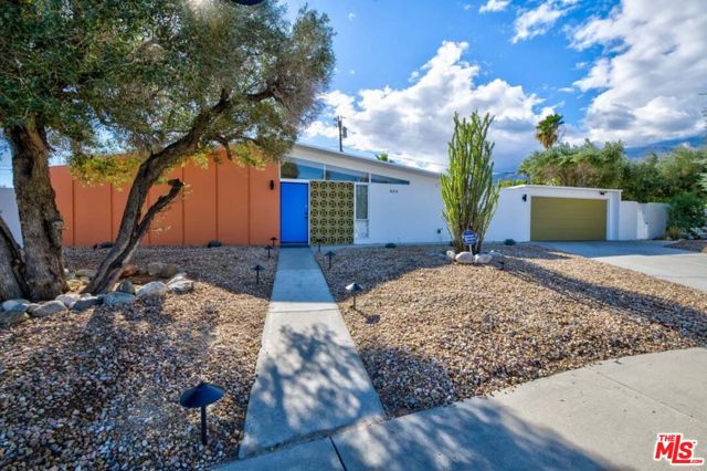 859 East Grace Circle, Palm Springs