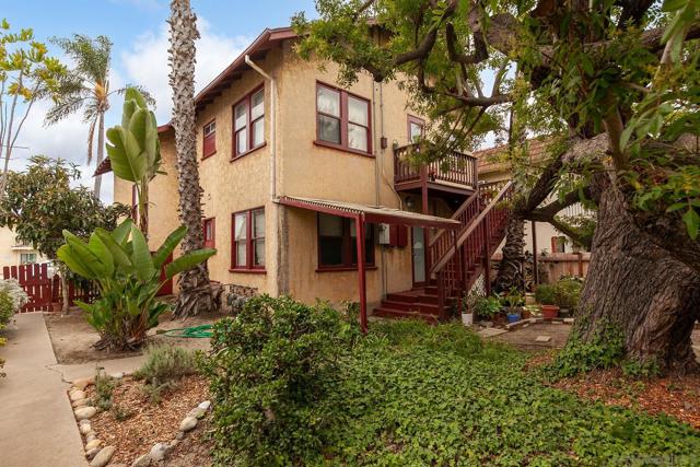 4438 44 Campus, San Diego CA: https://media.crmls.org/mediaz/559dbd3c-61f4-451b-96f1-a4711d61b912.jpg