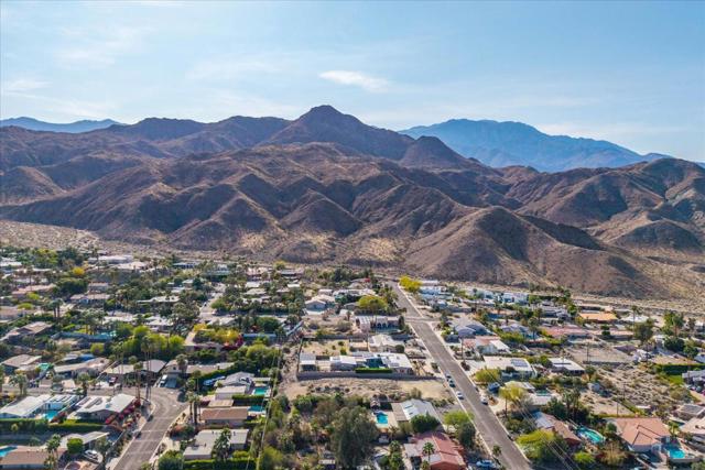 68035 Valley Vista Drive, Cathedral City CA: https://media.crmls.org/mediaz/559e4acb-d8b8-4fbd-b91f-44c4bd4770f3.jpg