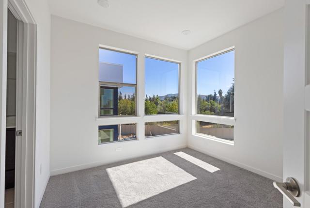 5972 Virtual Court, San Jose CA: https://media.crmls.org/mediaz/559f0089-120a-473f-9697-778801fb460a.jpg