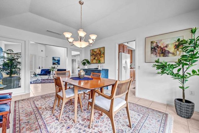 4981 Lamia Way, Oceanside CA: https://media.crmls.org/mediaz/559f92a0-e549-4a34-b6f8-785f6896711c.jpg