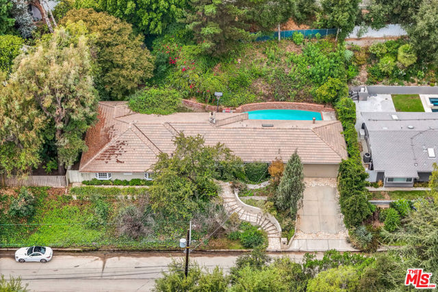 2813 Moraga Drive, Los Angeles, California 90077, 4 Bedrooms Bedrooms, ,3 BathroomsBathrooms,Single Family Residence,For Sale,Moraga,24454623