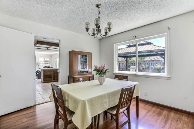358 Utica Lane, San Jose CA: https://media.crmls.org/mediaz/55a05d6d-3ac3-4499-811c-ed08c1a9e9be.jpg