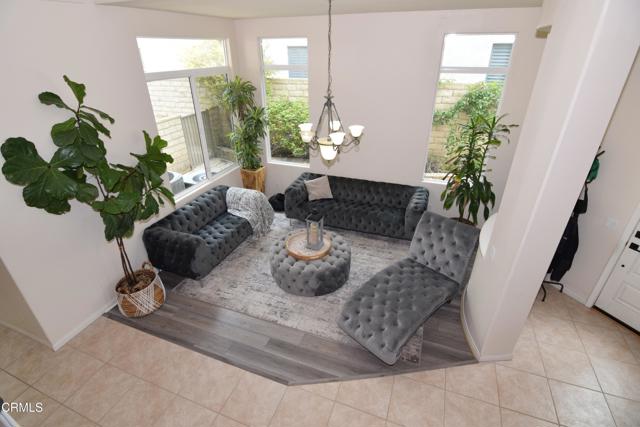Detail Gallery Image 18 of 47 For 28469 Horseshoe Cir, Saugus,  CA 91390 - 4 Beds | 3 Baths