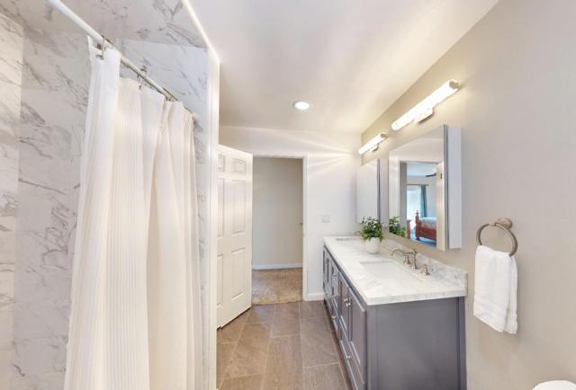 1127 Montecito Circle, Salinas CA: https://media.crmls.org/mediaz/55a08d92-ed6a-4cdf-95a4-1104c5061427.jpg