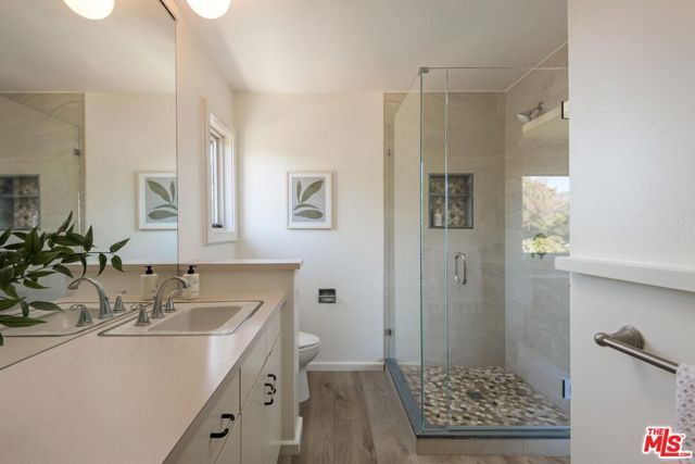 6591 Camino Venturoso, Goleta CA: https://media.crmls.org/mediaz/55a08e25-594c-4963-9d2c-07341245dc30.jpg