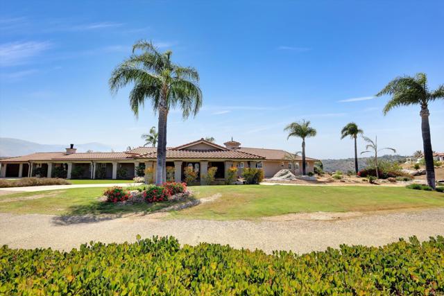 36485 Carney Road, Valley Center CA: https://media.crmls.org/mediaz/55a1071d-4650-4a8a-9ad0-c3e5daa8b989.jpg