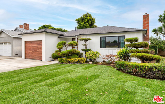 12034 Alberta Drive photo 3