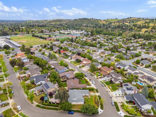 6852 Eldridge Drive, San Jose CA: https://media.crmls.org/mediaz/55a2b159-5237-48d7-b00c-bdb59545c499.jpg