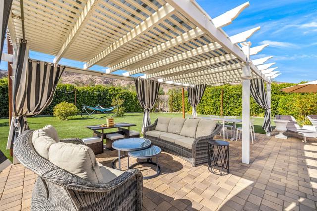 71530 Quail Trail, Palm Desert CA: https://media.crmls.org/mediaz/55a32103-8c67-4c25-821b-4fd4c2875681.jpg