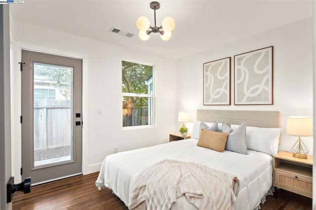 36702 Olive St, Newark CA: https://media.crmls.org/mediaz/55a3927b-9cf7-4fb0-a006-26b933289855.jpg