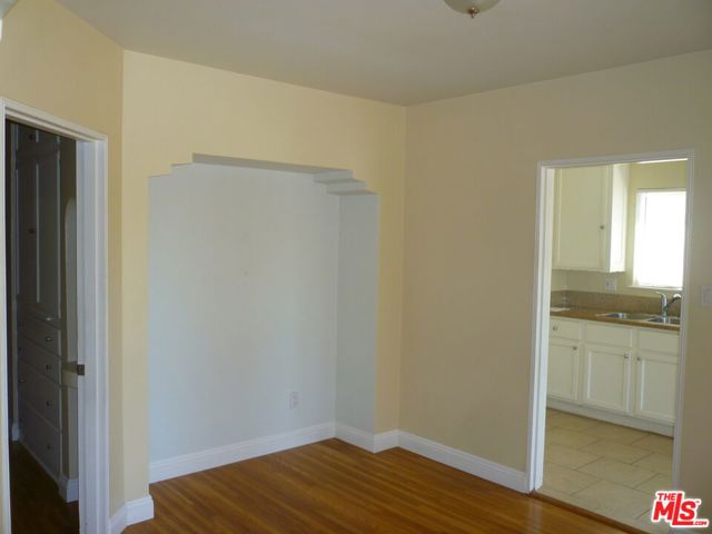 8456 Byrd Avenue, Inglewood CA: https://media.crmls.org/mediaz/55a3e696-8eb6-435f-ace1-c5c5c81821f4.jpg