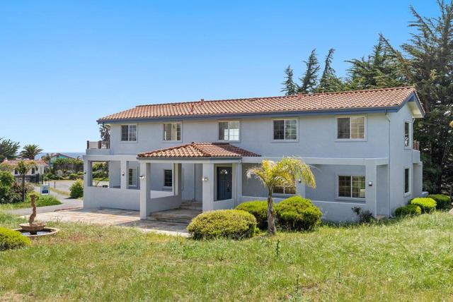 420 Sand Dollar Drive, La Selva Beach CA: https://media.crmls.org/mediaz/55a40b10-40e0-4652-841c-8025768a95b2.jpg