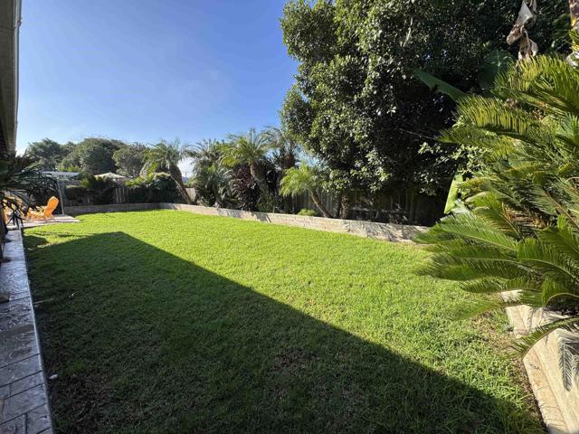 Detail Gallery Image 37 of 46 For 3542 Governor Dr, San Diego,  CA 92122 - 5 Beds | 3 Baths