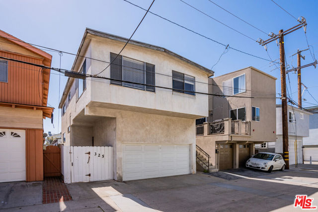 325 10th Street, Manhattan Beach, California 90266, ,Multi-Family,For Sale,10th,23294569