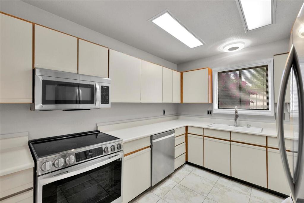 MLS #219137458DA image #5