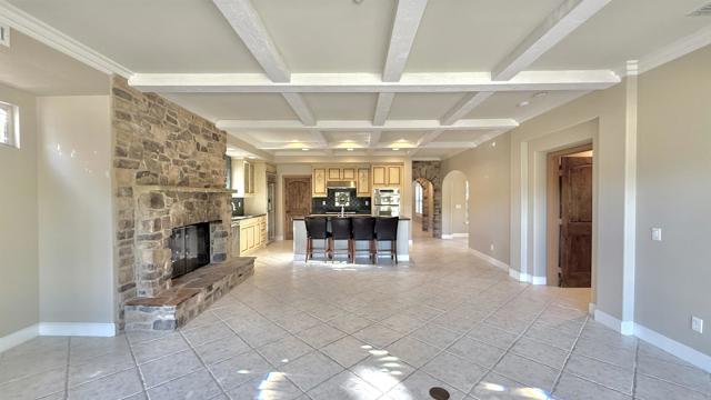 8137 Santaluz Village Grn S, San Diego CA: https://media.crmls.org/mediaz/55a57ede-f6ba-4edd-b203-130771513b22.jpg