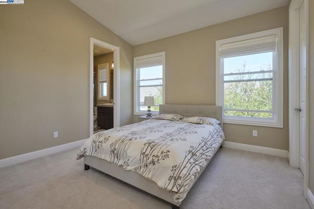 3272 Ashbourne Cir, San Ramon CA: https://media.crmls.org/mediaz/55a63af3-d326-43df-9bf2-371680413c8a.jpg