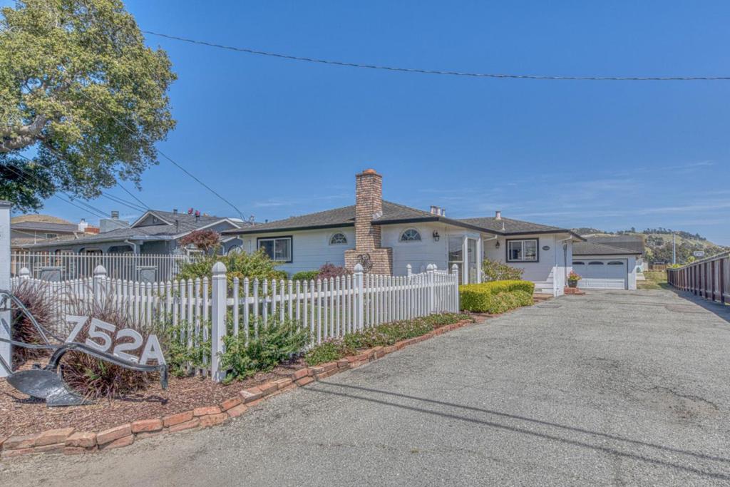 Middlefield Road #A
