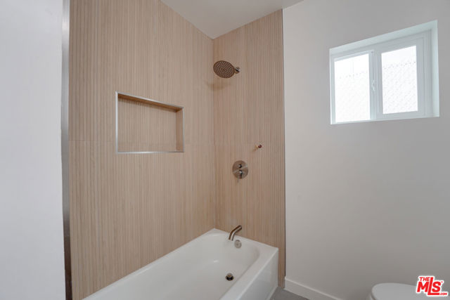 1981 Wilbur Avenue, San Diego CA: https://media.crmls.org/mediaz/55a73370-318a-4b5a-99d9-23a336761c18.jpg