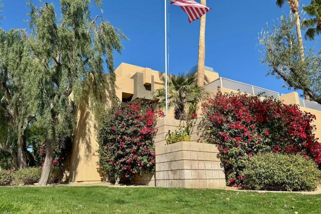 100 E Stevens Road, Palm Springs CA: https://media.crmls.org/mediaz/55a7dadc-f36f-4281-8e1c-81bfdac0aec2.jpg