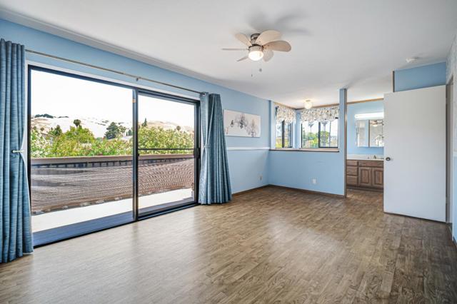 40204 Hacienda Court, Fremont CA: https://media.crmls.org/mediaz/55a84582-3b60-4a34-bed0-de6bbc5a613b.jpg