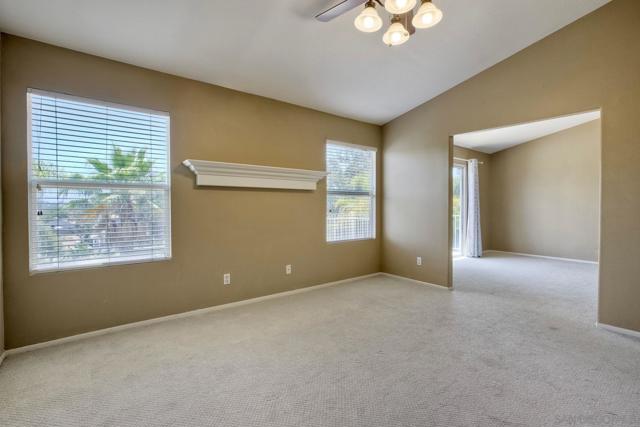 39513 Bonaire Way, Murrieta CA: https://media.crmls.org/mediaz/55a84a76-5c5a-44f9-bc28-a9a029f712d0.jpg