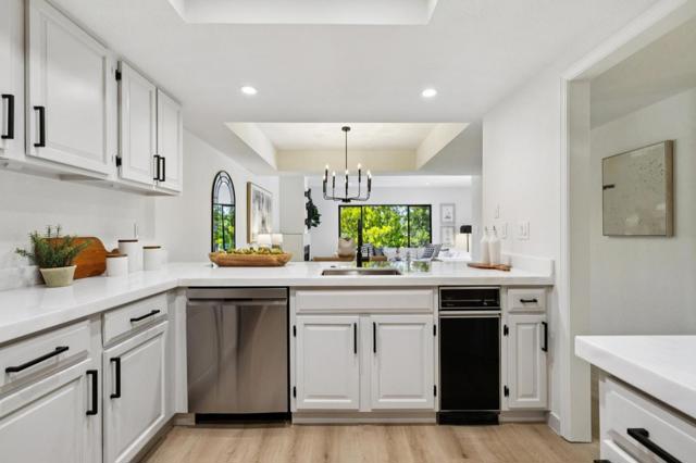 440 Cesano Court, Palo Alto CA: https://media.crmls.org/mediaz/55a864af-96d5-44ed-a038-f9e9e413999b.jpg