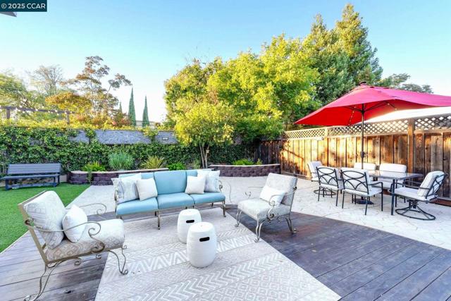 1021 Montclair Court, Livermore CA: https://media.crmls.org/mediaz/55a8ccc6-b353-4a23-8666-525a6b059c25.jpg