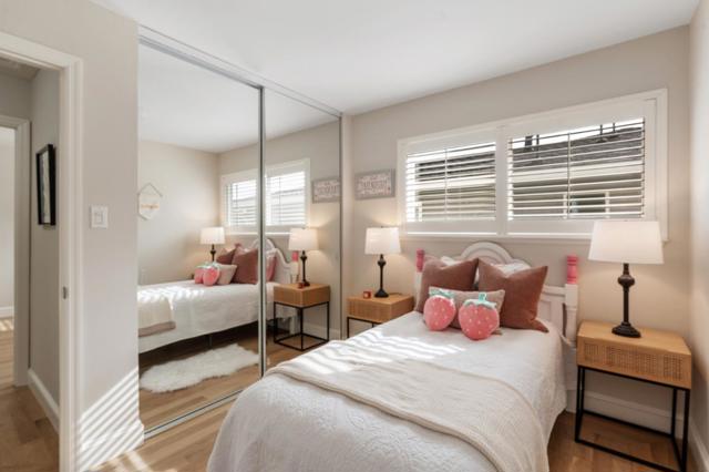 1394 Marlin Avenue, Foster City CA: https://media.crmls.org/mediaz/55a95853-e9dc-4d56-868a-5aa6811be59d.jpg