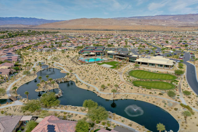80 Zinfandel, Rancho Mirage CA: https://media.crmls.org/mediaz/55a9d206-166f-499a-b18a-a0503785c6f9.jpg