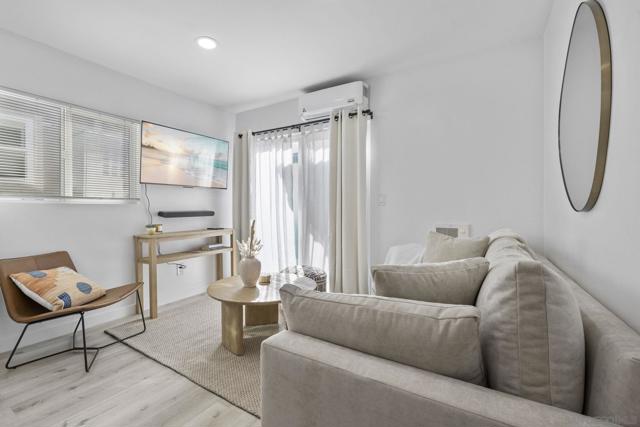 3808 14 46Th St, San Diego CA: https://media.crmls.org/mediaz/55aa3041-4598-4234-9ac6-681ab046e47d.jpg